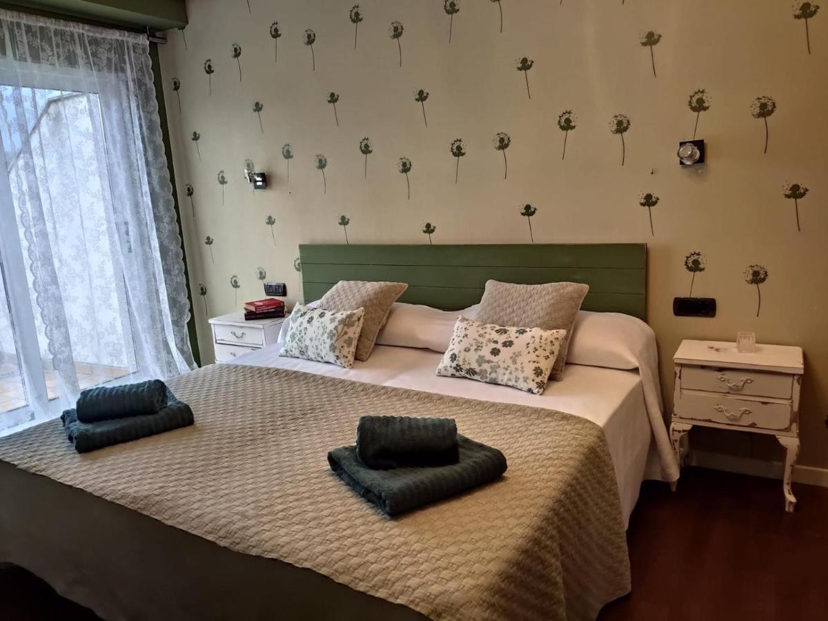 Byhouse Atico Matias Lopez Apartman Sarria Kültér fotó