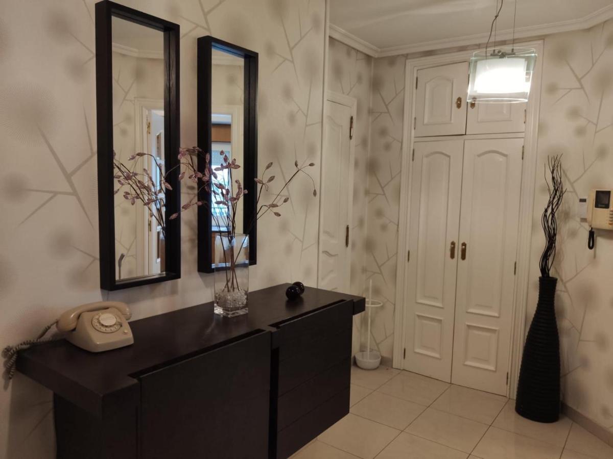 Byhouse Atico Matias Lopez Apartman Sarria Kültér fotó